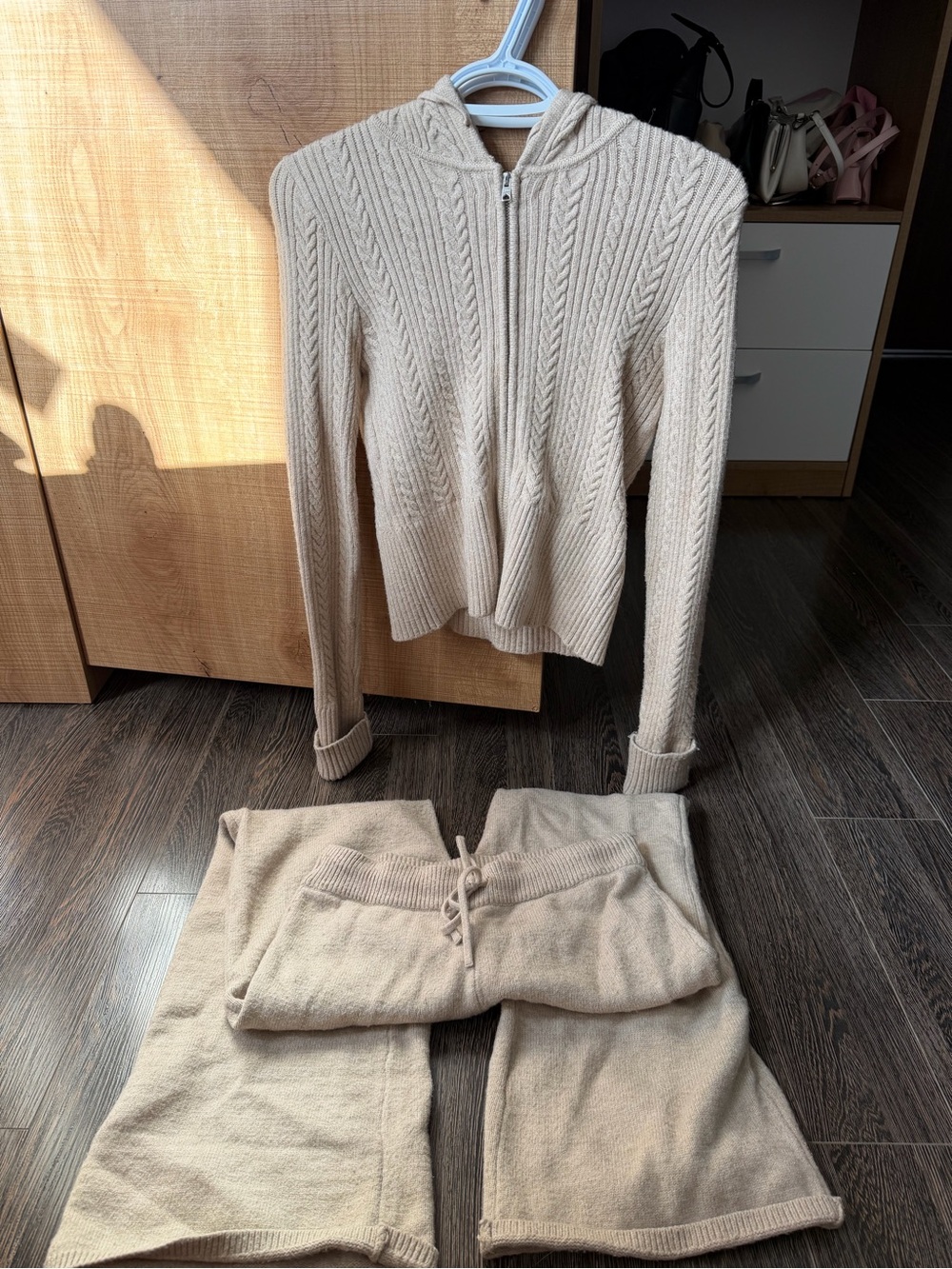 Women's Cable Knit Zip-Up Hoodie Sweater - Beige - Picture 3 of 5